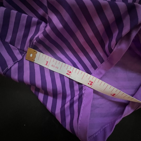 Nike Athletic Running Shorts in Purple - Large - Picture 4 of 5